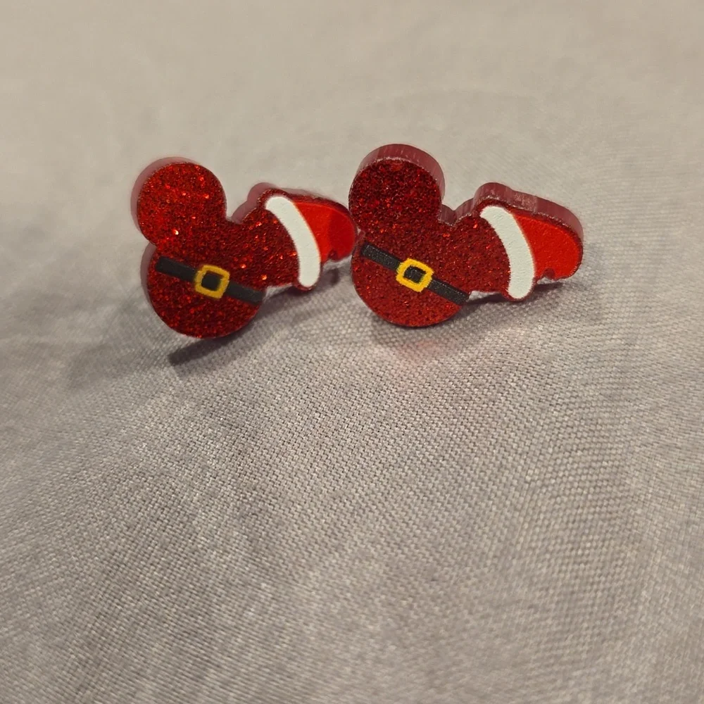 ❤️10/$13 new Christmas earrings